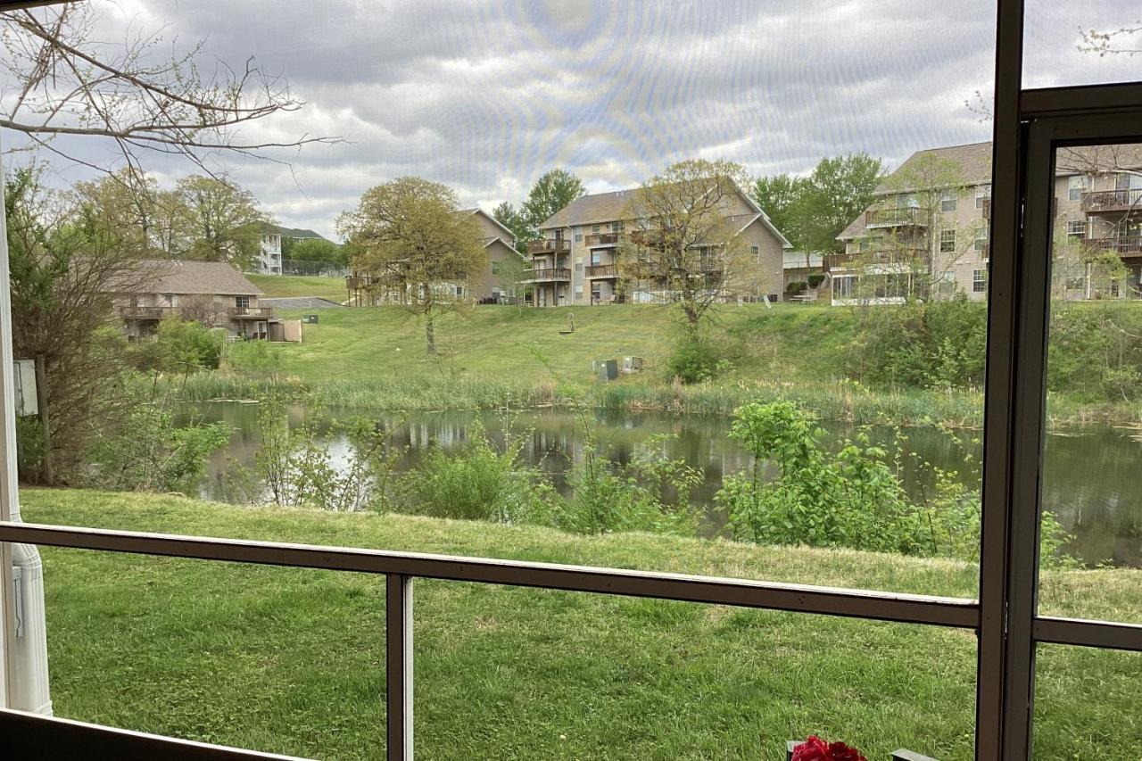 A Little Lake Retreat Branson Bagian luar foto